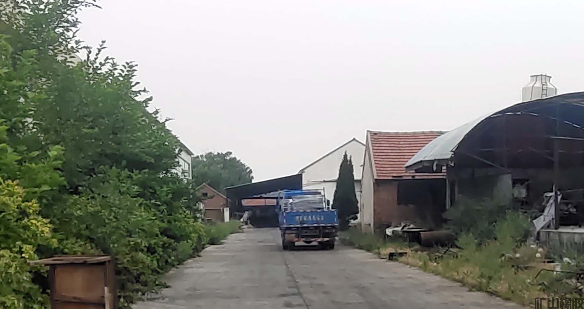 三車齊發(fā)，送上祝福(圖2)