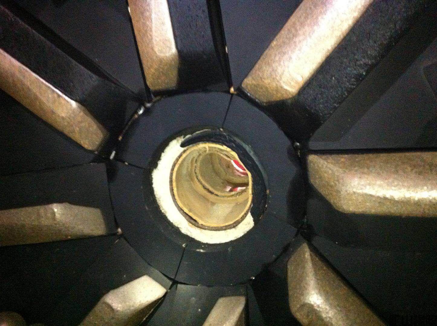 球磨機耐磨合金鋼-橡膠復(fù)合襯板使用及前景(圖2)